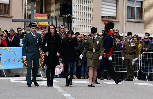 Las viudas de los guardias civiles asesinados, en su homenaje