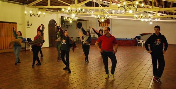 Durante un ensayo, los alumnos de José Antonio Pedrós que recibirán las clases de Berna