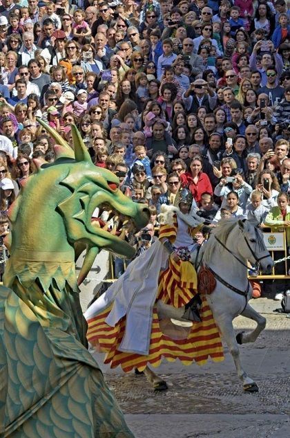 "Vencimiento del Dragón", de Vicente Martínez