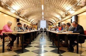Representantes del Gobierno de Aragón firmaron ayer los convenios con los presidentes comarcales.
