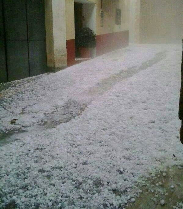 Tormenta en el Matarraña. Foto: Meteo Beseit (Lorena Albesa)