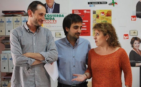 Los tres concejales de IU en el ayuntamiento de Alcañiz