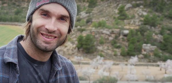 Chris Sharma en Alcañiz. Imágen: YouTube (SHARMA)