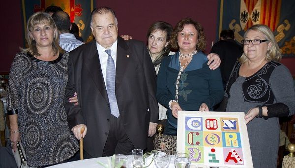 Pascual tras recibir el premio Concordia (2012). Foto: Juan Mulet