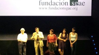 Pilar Calvo, a la derecha