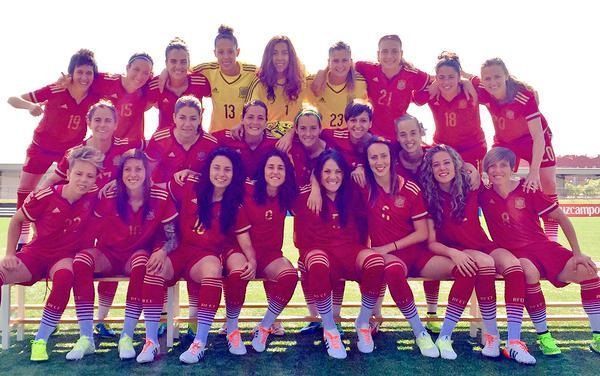 Silvia, arriba (nº 15). Foto: Javi Martínez (Twitter)