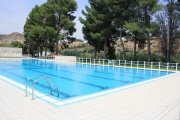 Apertura de la piscina municipal de Alcañiz, la primera piscina pública en estrenar temporada estiva...